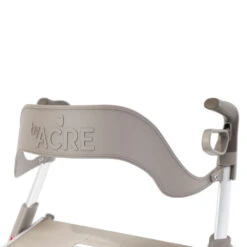 By Acre Rygstøtte – Til Ultralight -Danish Care Supply CarbonUltralightRollator Red Accessory Backrest CloseUp3 byACRE