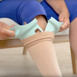 HelpSoq – Elektrisk Strømpepåtager -Danish Care Supply Scherm­afbeelding 2024 11 11 om 14.25.36